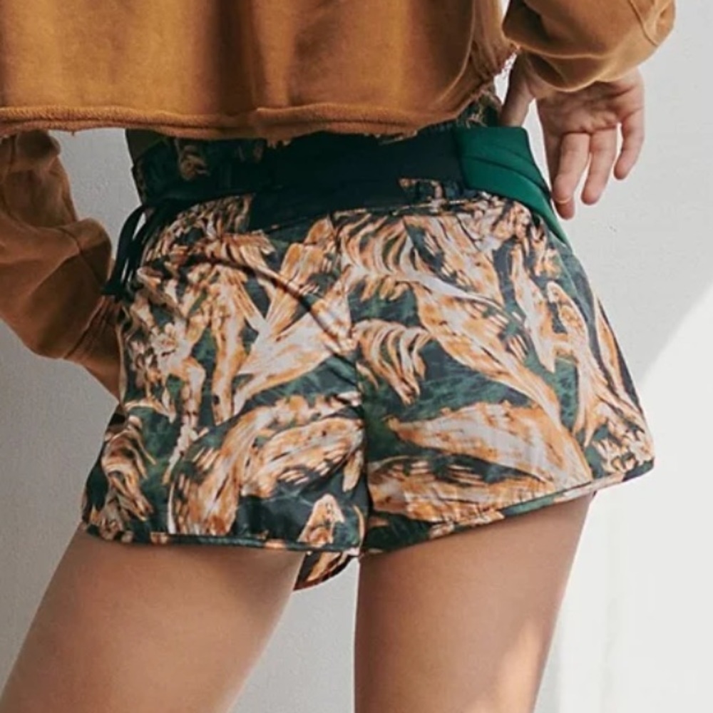 New Free People The Way Home Smocked Waist Running Athletic Shorts Floral Size S